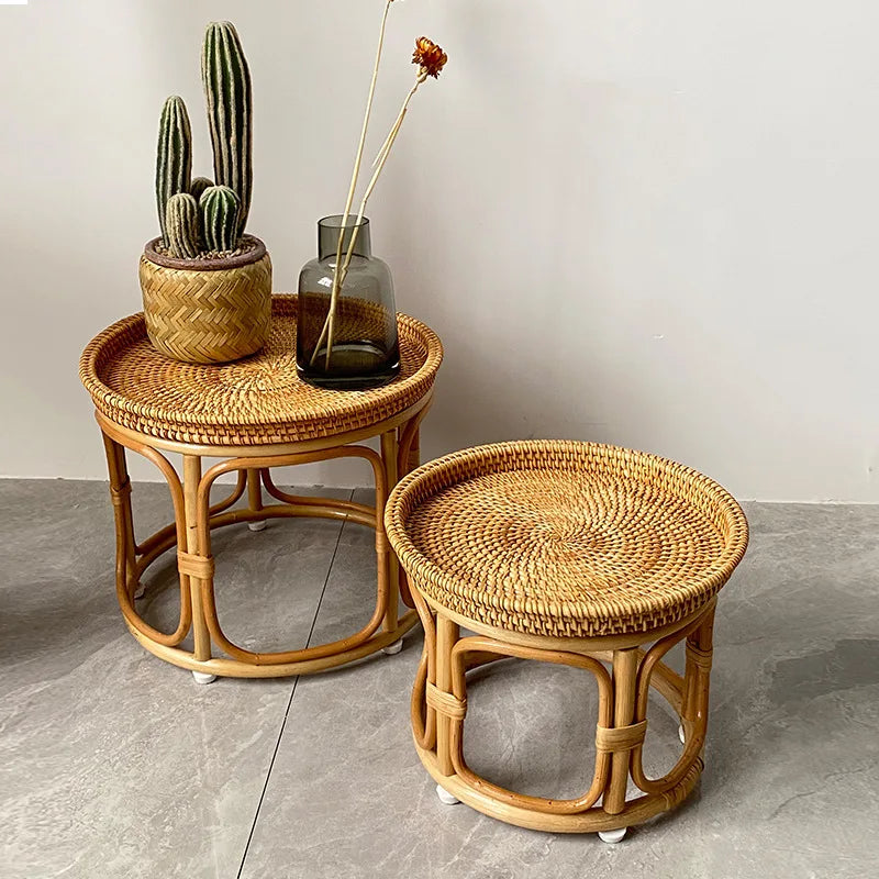 Rattanowy stolik vintage