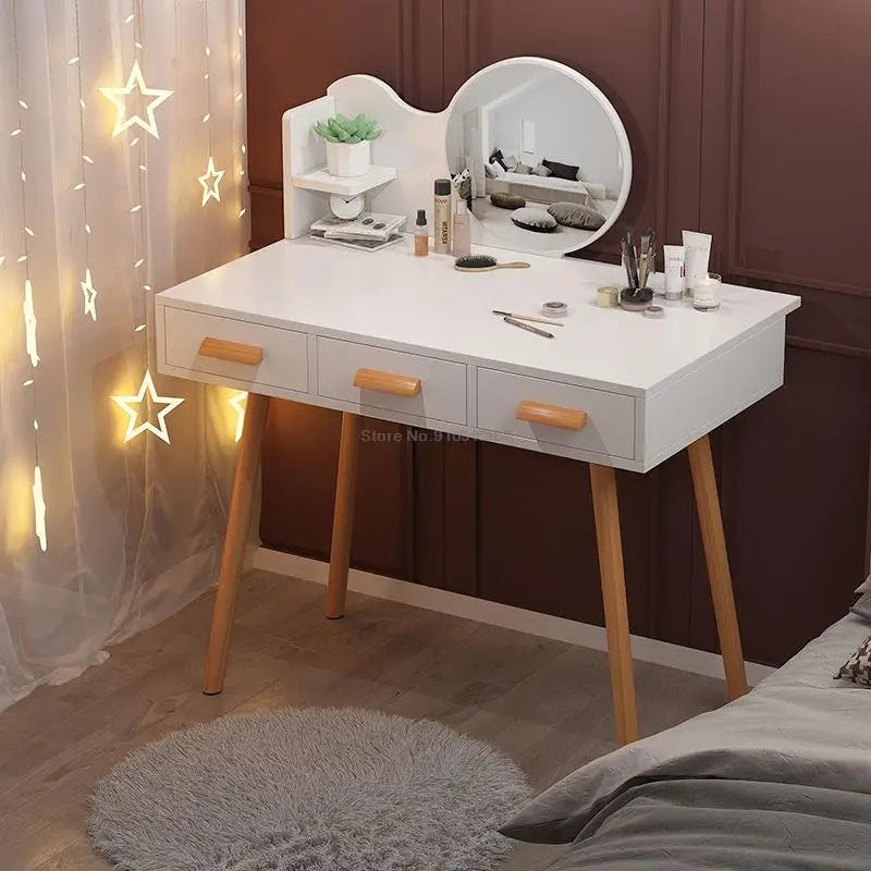 Toaletka z 3 szufladami i lustrem