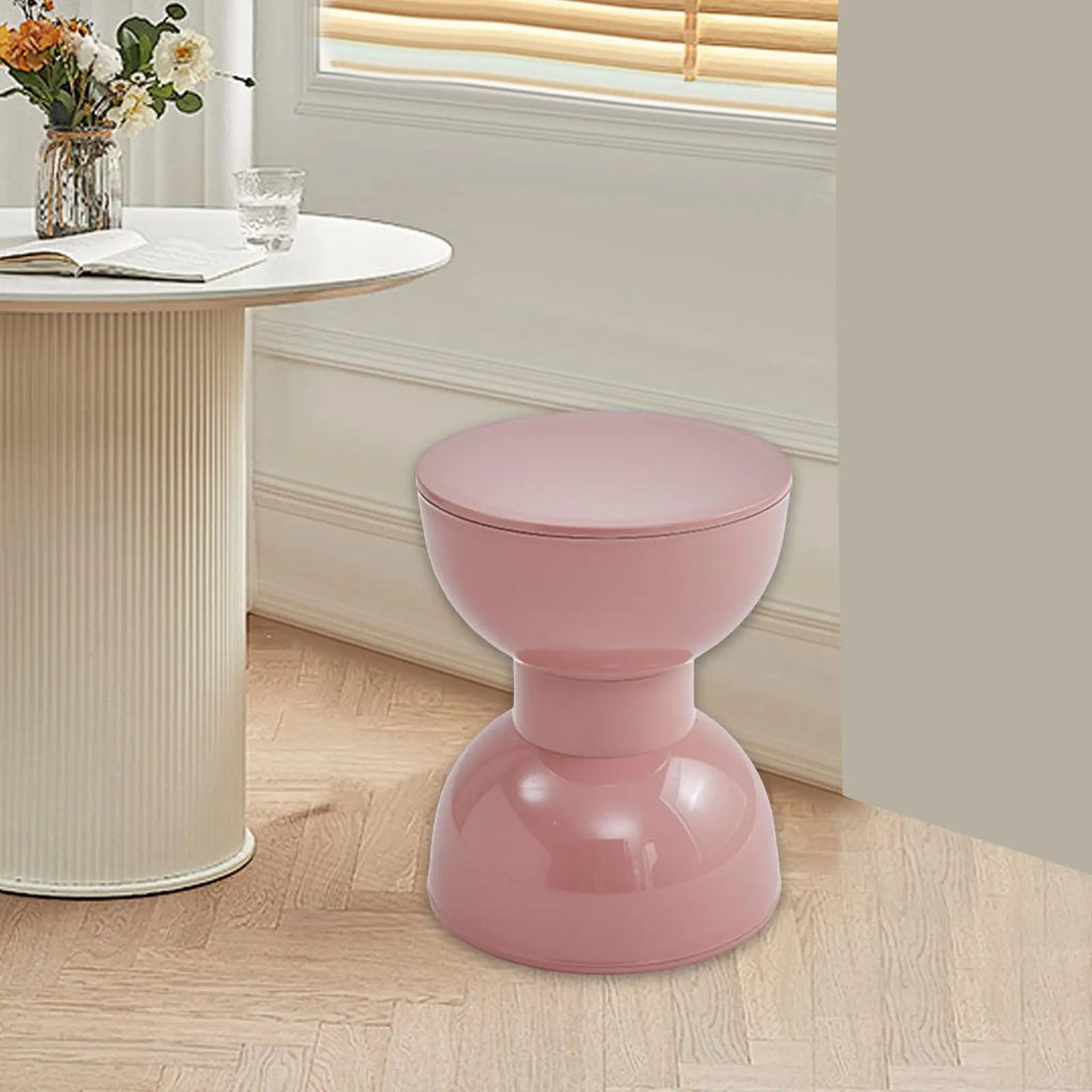 Stolik boczny Serenable w stylu skandynawskim