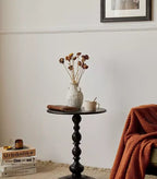 Nowoczesny stolik boczny w stylu Mid-Century