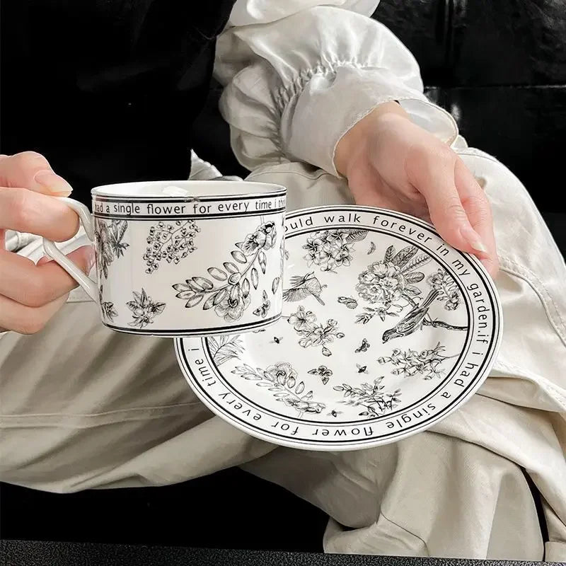 Filiżanka "Pinellia"