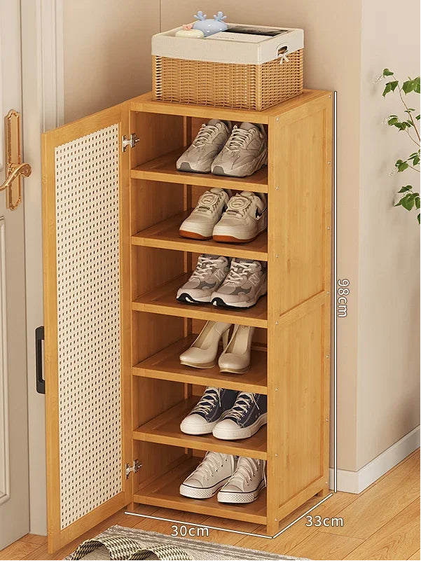 Wąska, bambusowa szafka na buty w stylu minimalistycznym
