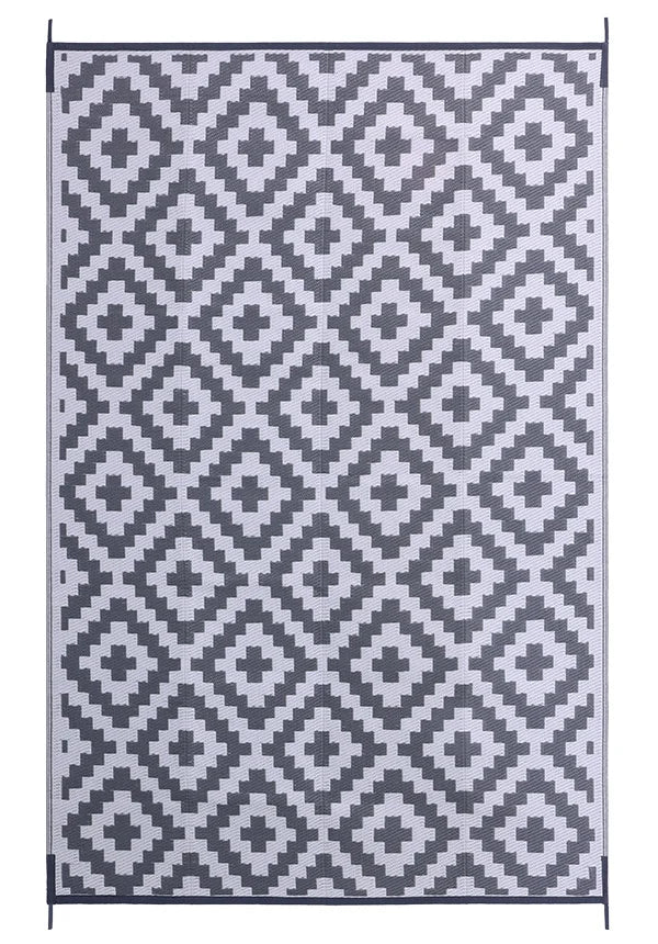 Dwustronny dywan w amerykańskim stylu