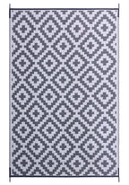 Dwustronny dywan w amerykańskim stylu