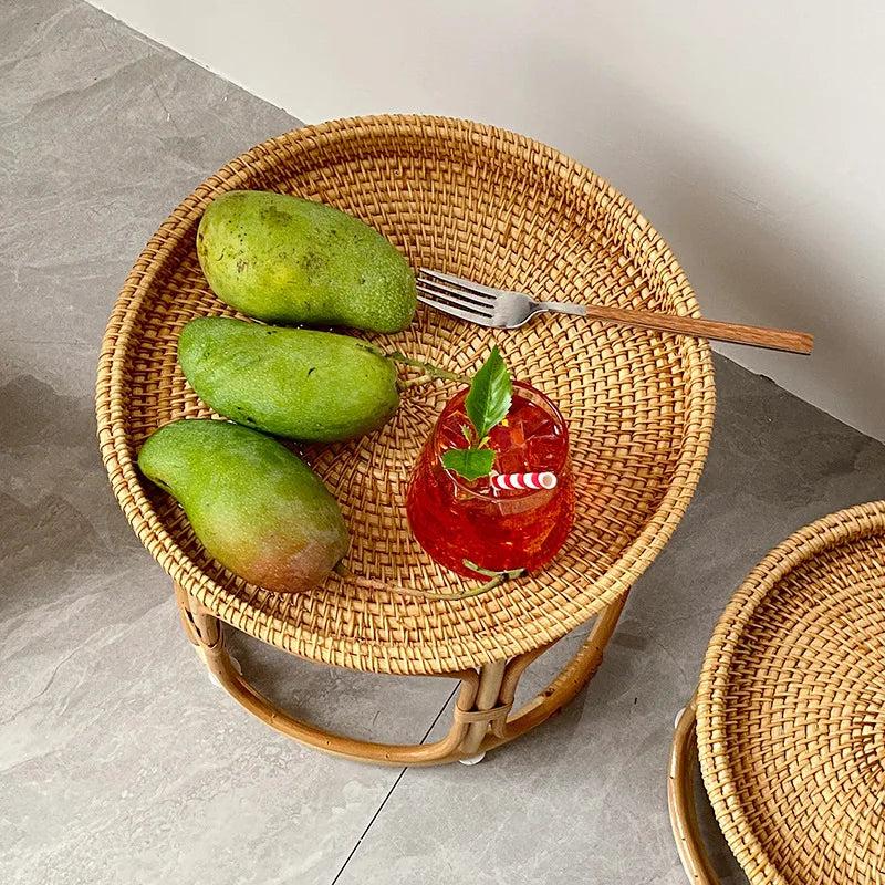 Rattanowy stolik vintage