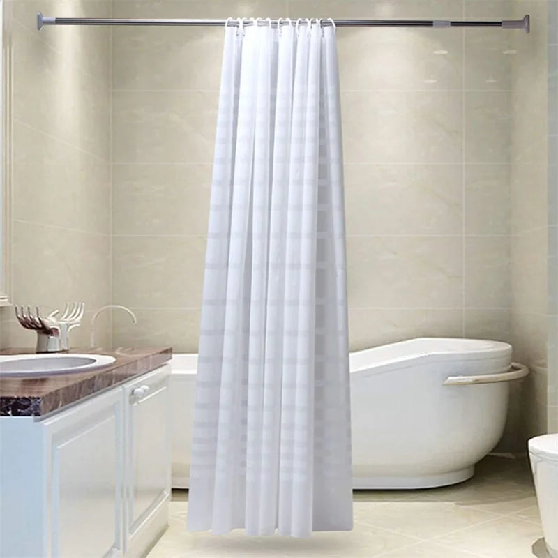 Biała zasłona prysznicowa w paski