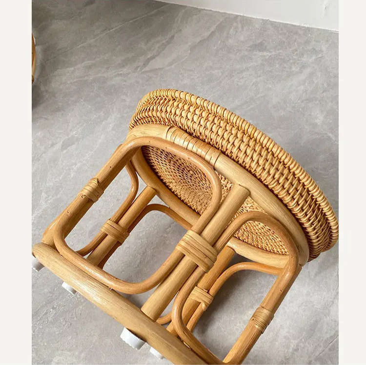 Rattanowy stolik vintage