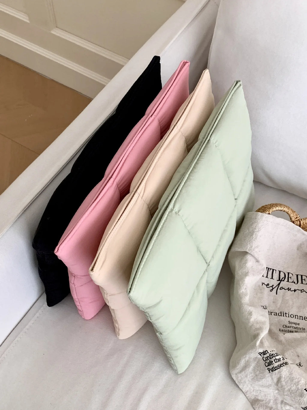 Elegancki i Miękki Pokrowiec na Laptopa MacBook