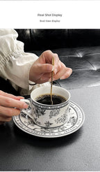 Filiżanka "Pinellia"