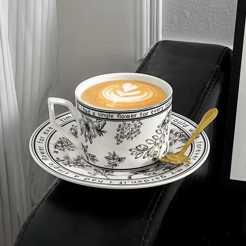 Filiżanka "Pinellia"