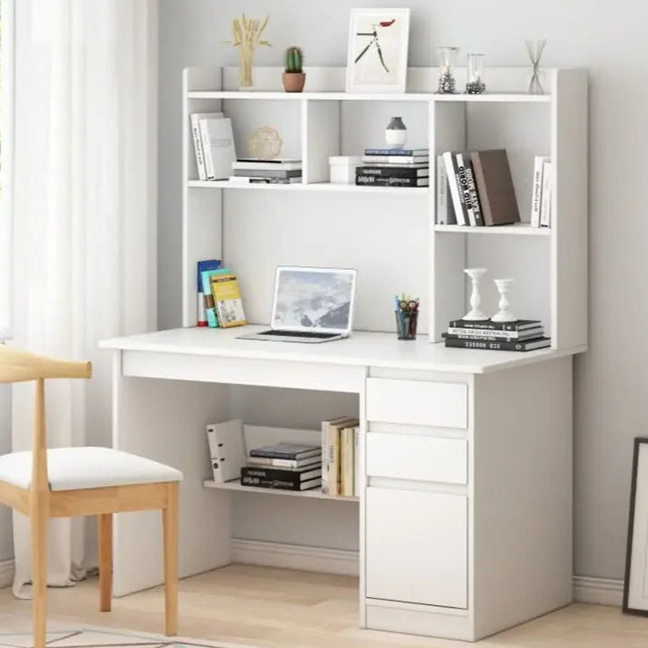 Bambusowy regał na książki i biurko komputerowe