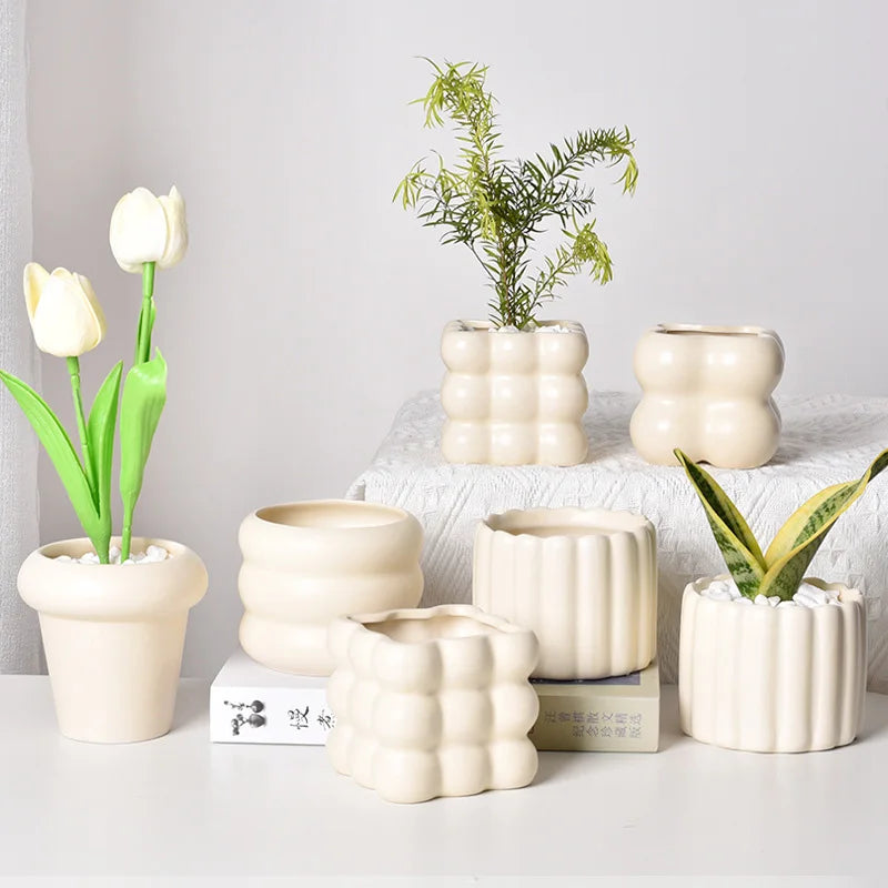 Zestaw Doniczek Ceramicznych Bąbelki i Paski - Minimalistyczna Kolekcja