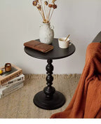 Nowoczesny stolik boczny w stylu Mid-Century