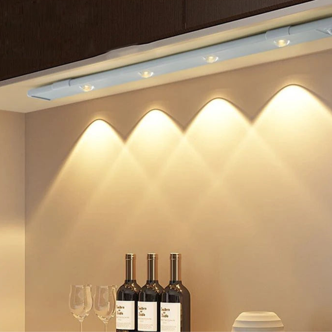 Magnetyczna lampa LED z czujnikiem ruchu