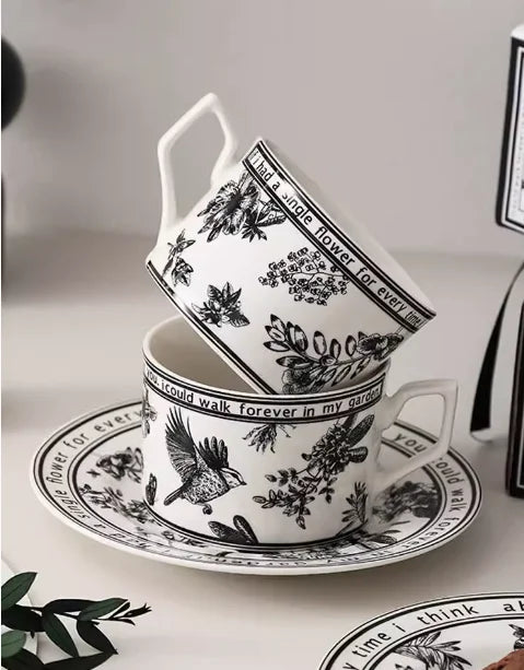 Filiżanka "Pinellia"