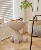 Kreatywny stolik kawowy w kształcie ludzika