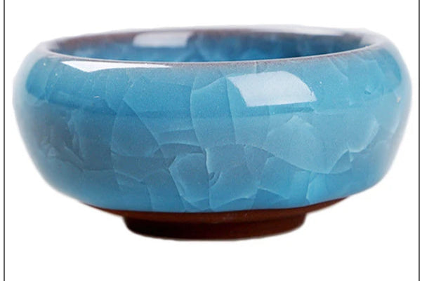 Zestaw ceramicznych miseczek do herbaty w stylu japońskim