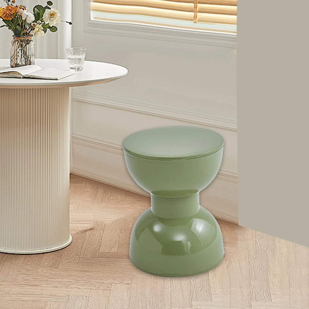 Stolik boczny Serenable w stylu skandynawskim