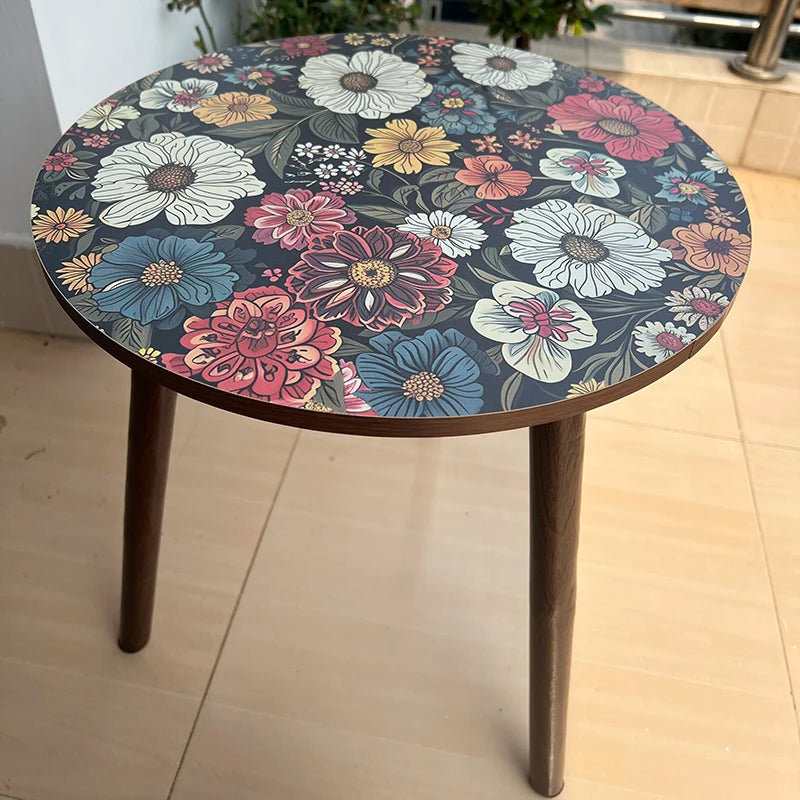 Stolik kawowy w stylu skandynawskim