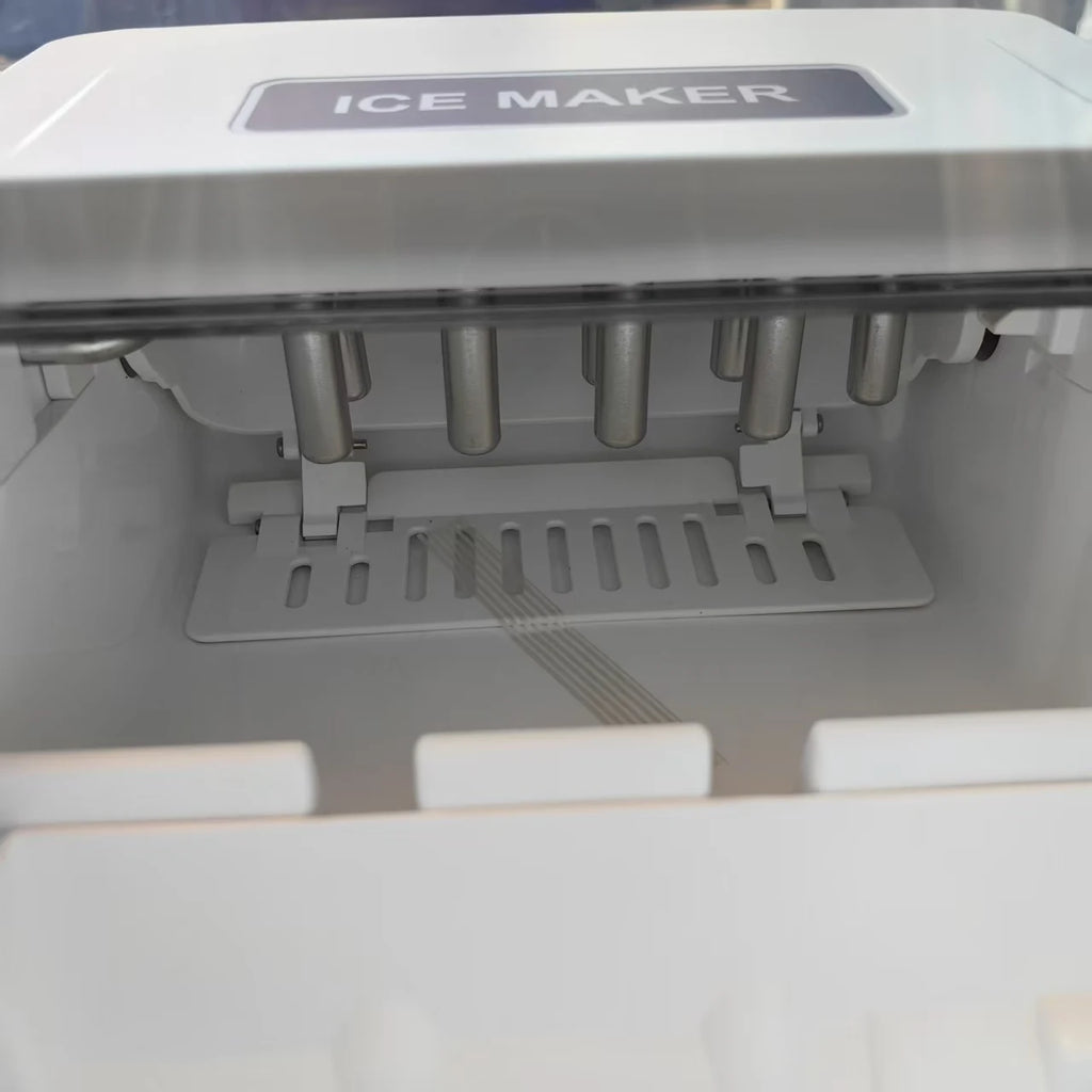 Elektryczna kostkarka do lodu